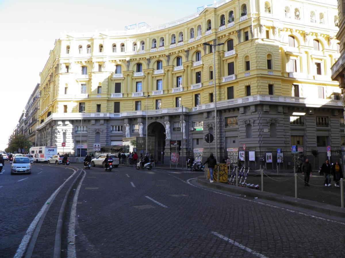 La Stanza Grande Della Luna D'Irene Nápoles Exterior foto